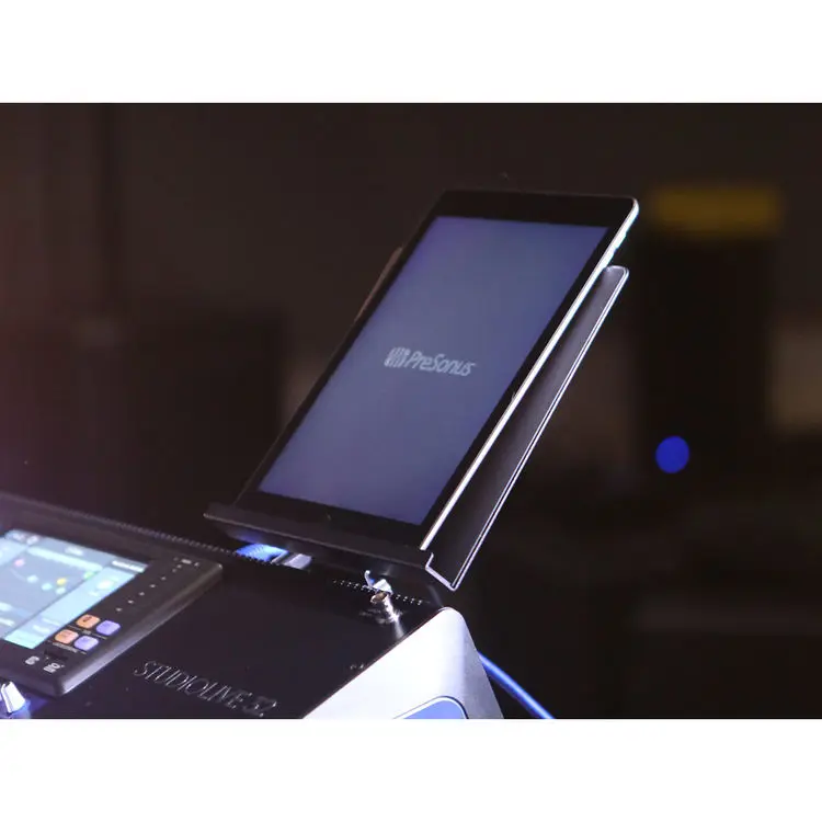 StudioLive® Shelf Mount 1.webp