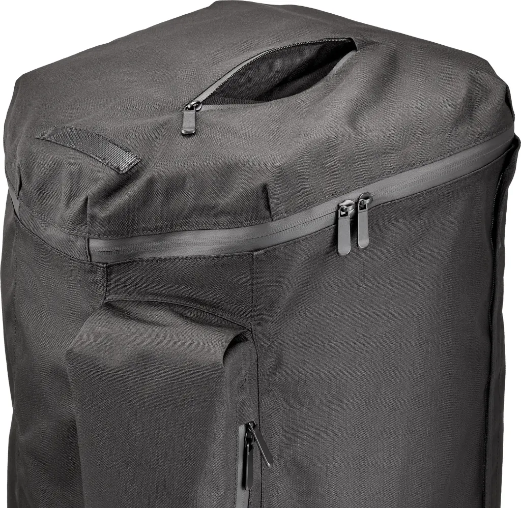 EVERSE12-RAINCVR 5.webp