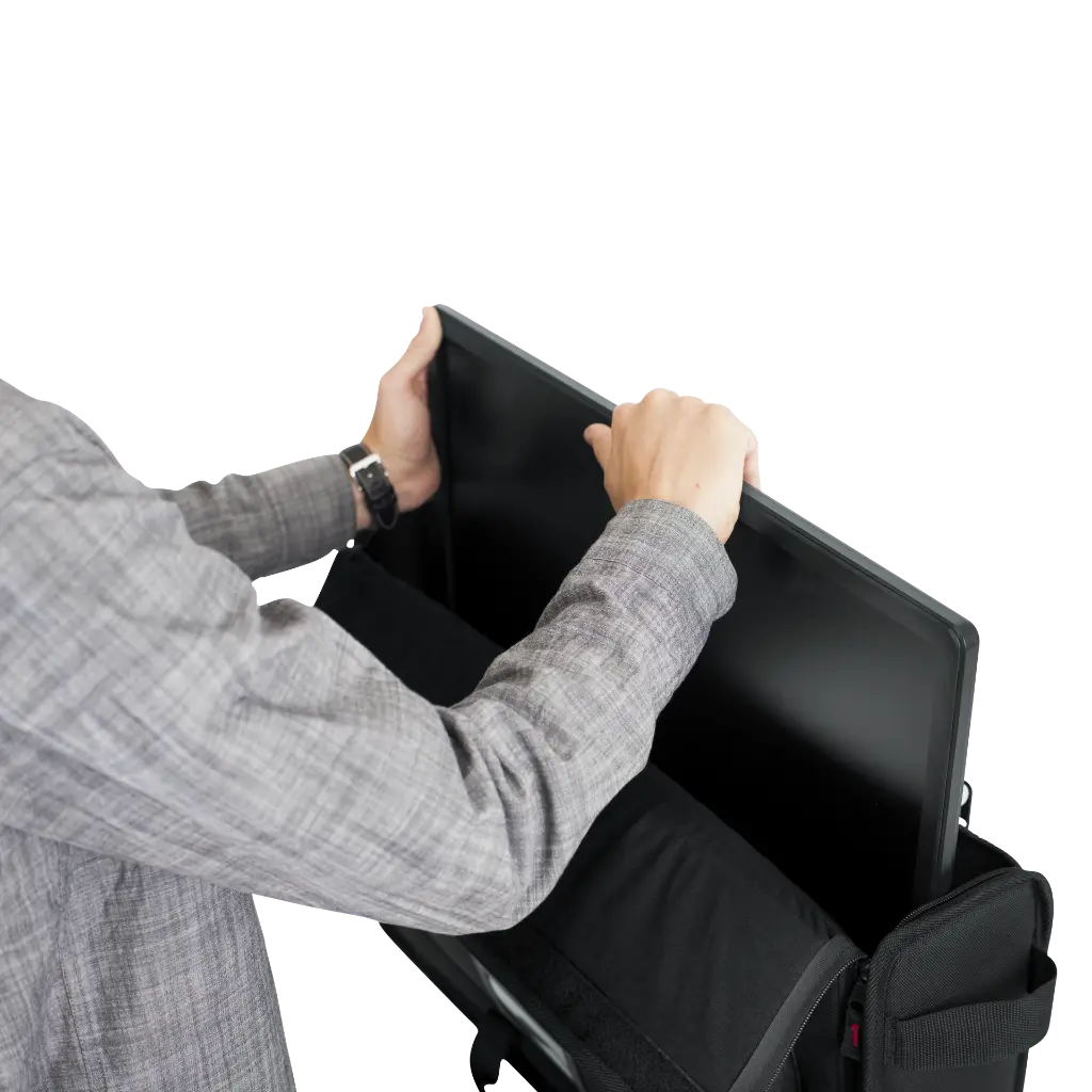 G-LCD-TOTE-SM 14.webp