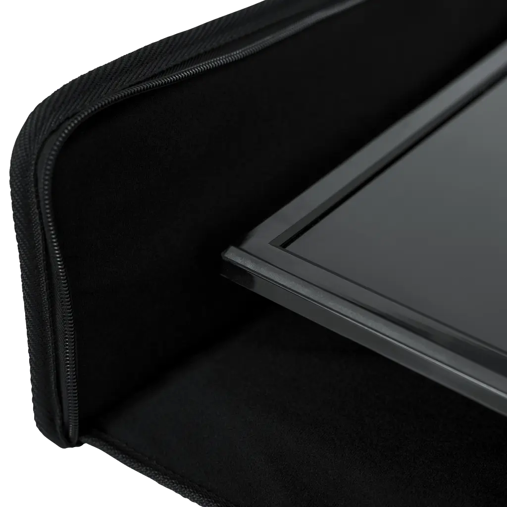 G-LCD-TOTE-SM 17.webp