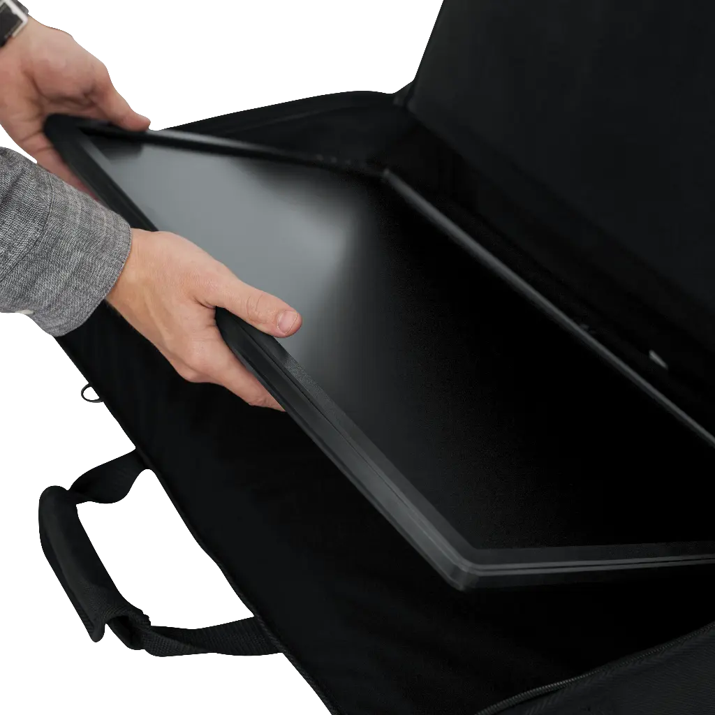 G-LCD-TOTE-SM 13.webp